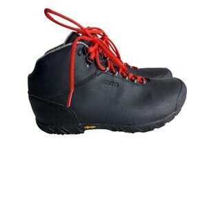 Giro Alpineduro Cycling Shoes EU 42 Mens 9 Waterproof Lace Up Winter Boot